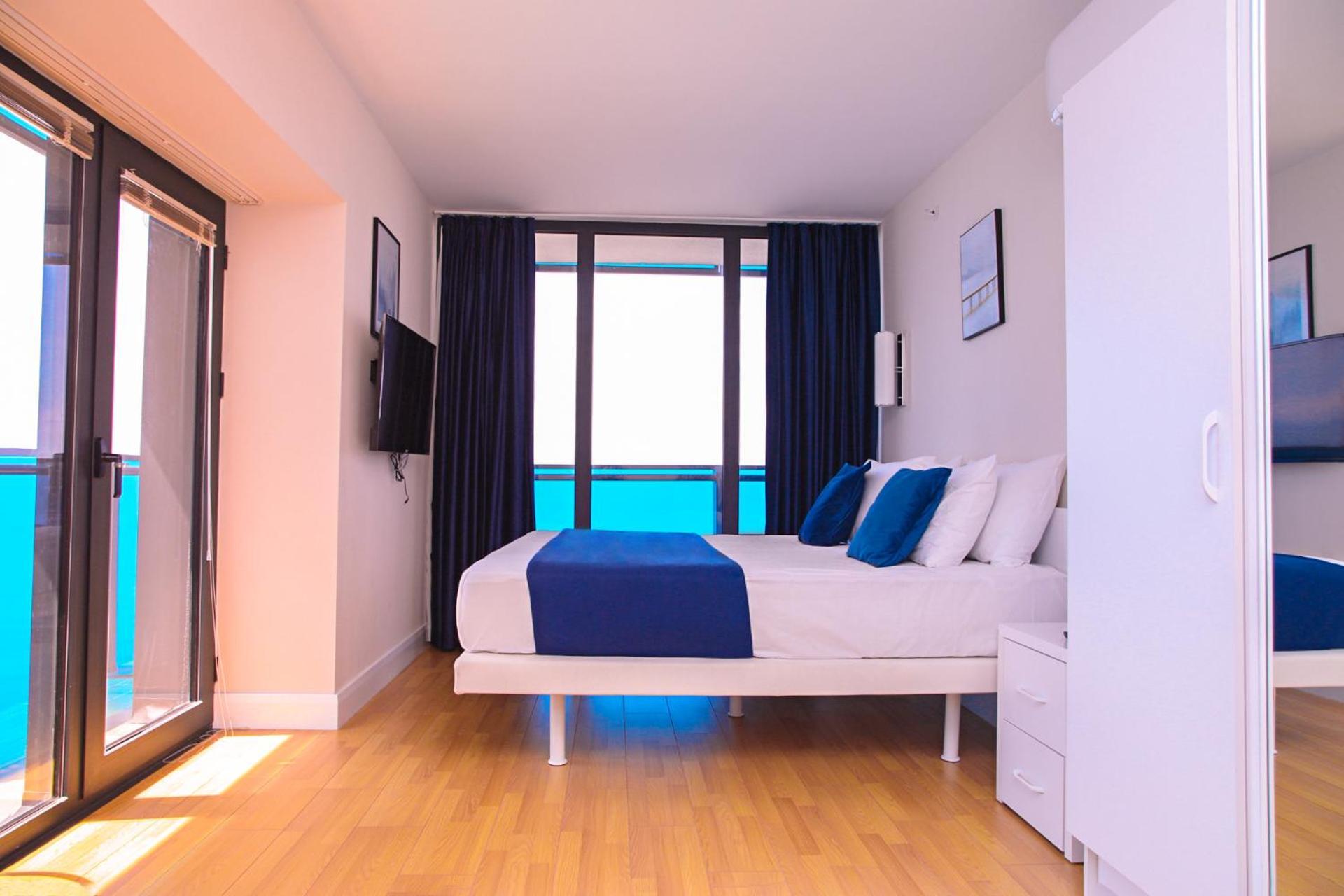 Luxury Beach Front Hotel Batumi Eksteriør billede