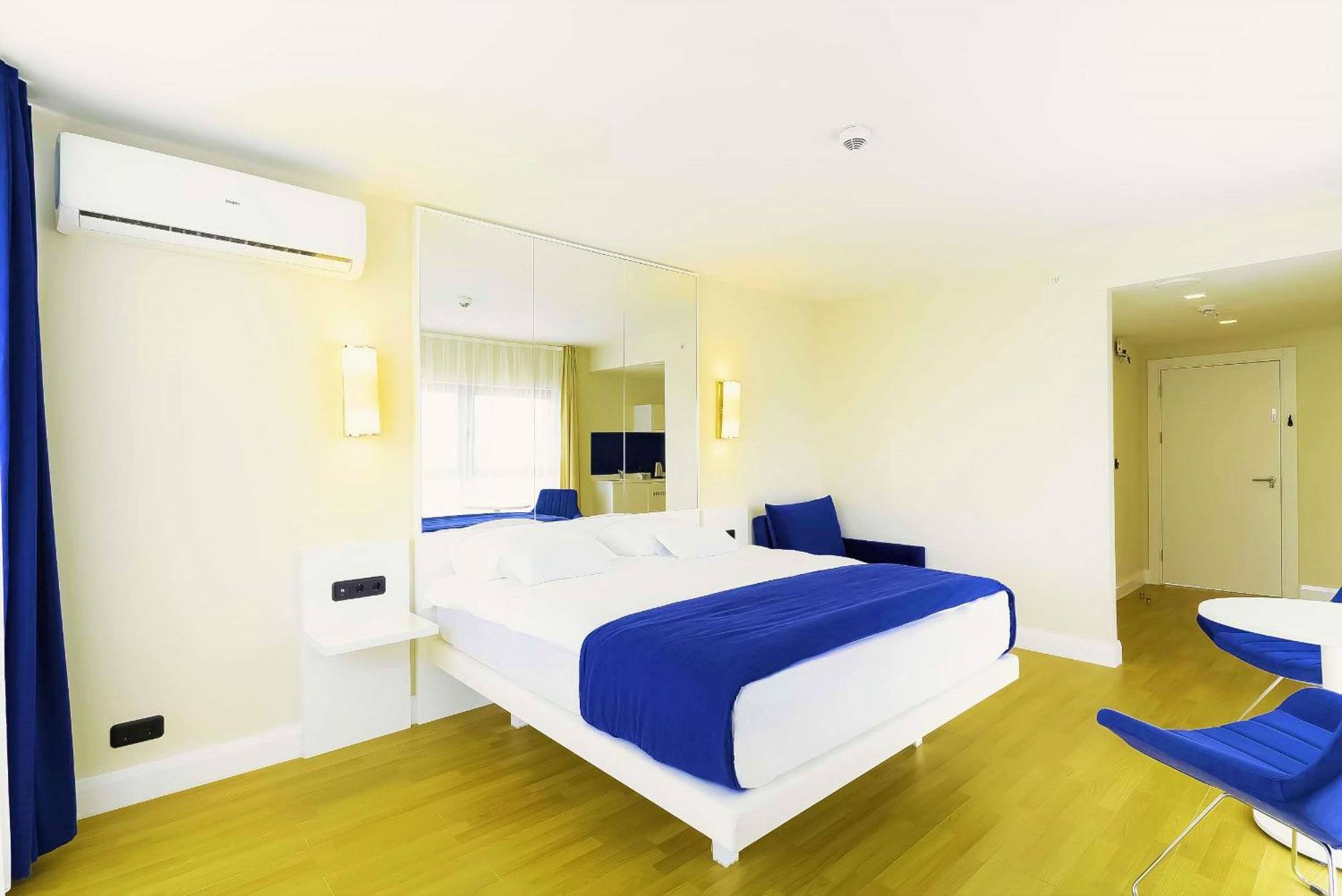Luxury Beach Front Hotel Batumi Eksteriør billede