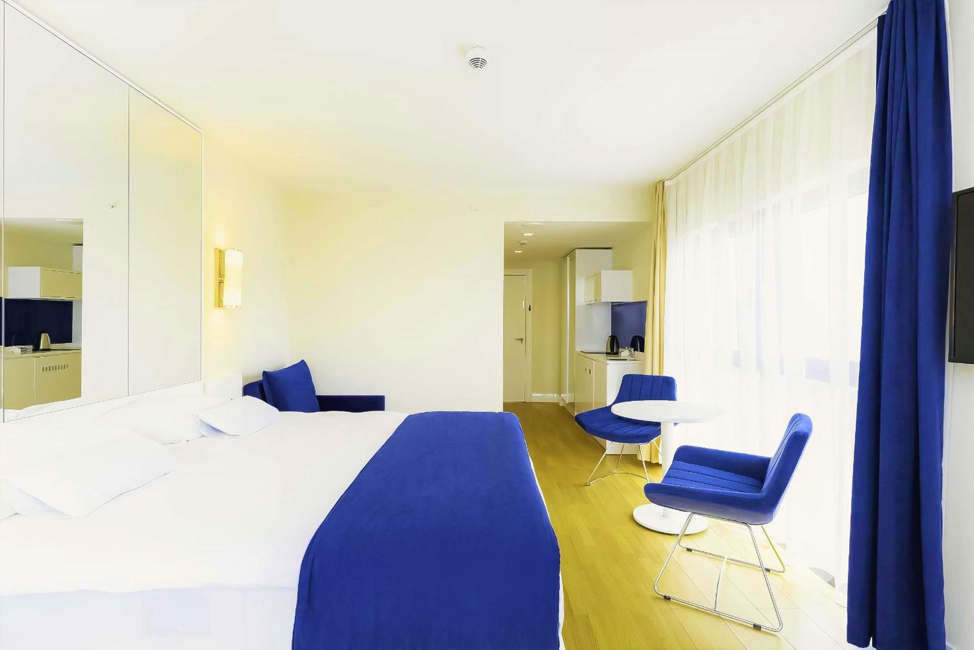 Luxury Beach Front Hotel Batumi Eksteriør billede