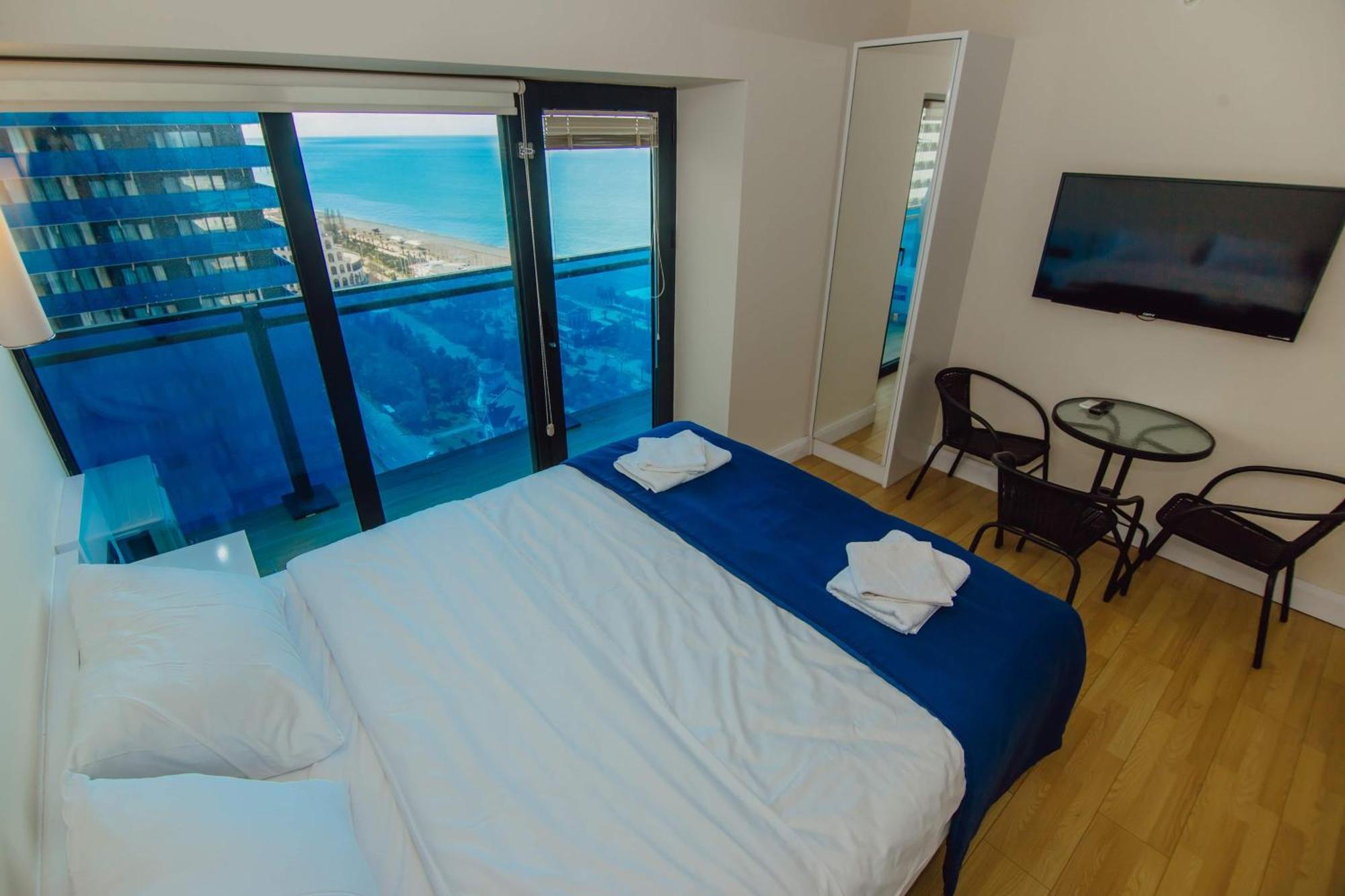 Luxury Beach Front Hotel Batumi Eksteriør billede