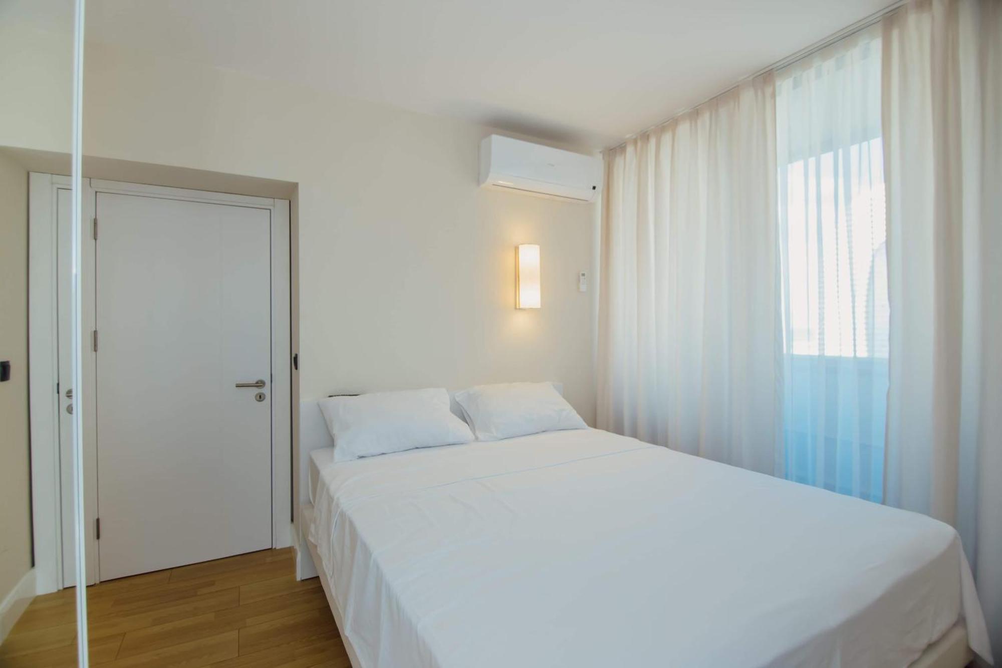 Luxury Beach Front Hotel Batumi Eksteriør billede